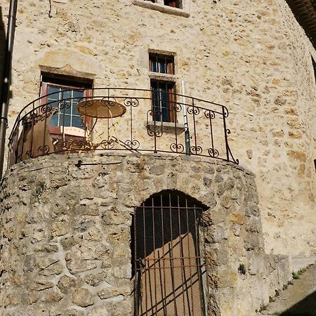 Apartamento Chez Gilles Math Saint-Martin-de-Brômes Exterior foto