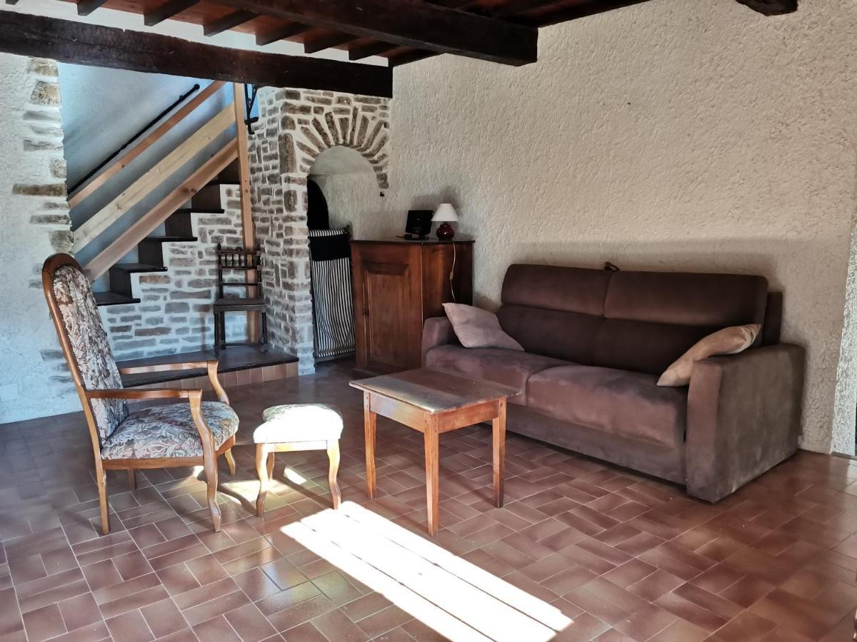Apartamento Chez Gilles Math Saint-Martin-de-Brômes Exterior foto